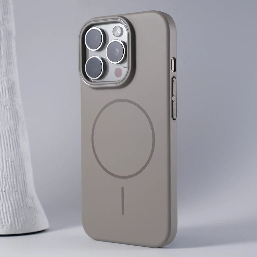 iPhone Matte Ultra-Thin Magnetic Wireless Charger Translucent Cove